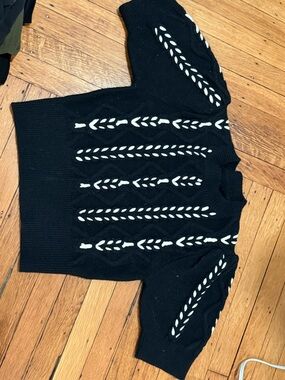 Commense Black Sweater with White Braided Accents